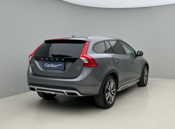 Volvo V60 CC D4 AWD SUMMUM AUT 2.4 d CC CC Summum