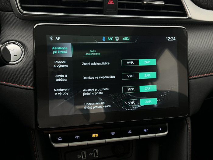 MG ZS 1.0T ELEGANCE CZ 1.0 Elegance