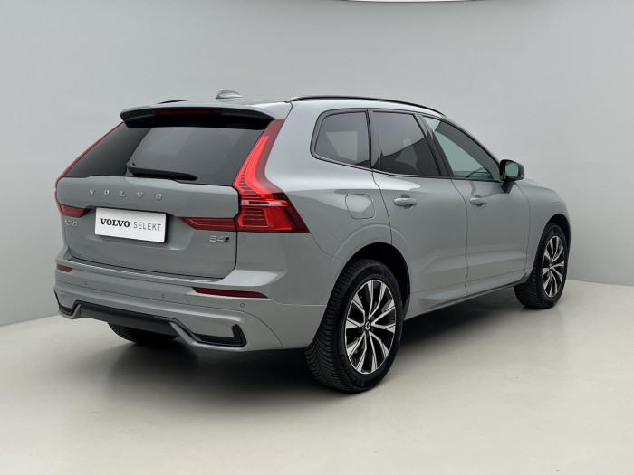 Volvo XC60 B4 AWD PLUS DARK AUT CZ