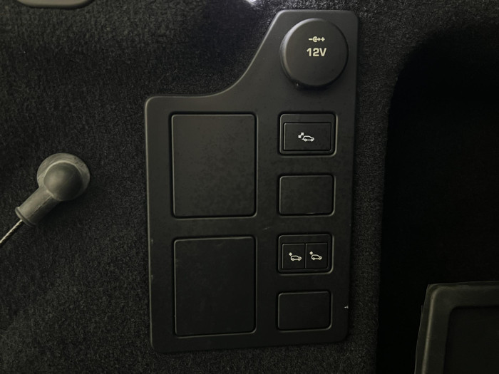 Land Rover Discovery 3.0 TDV6 HSE AWD AUT CZ