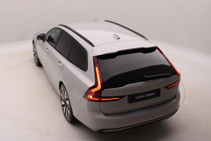 Volvo V90 T6 AWD RECHARGE DARK PLUS
