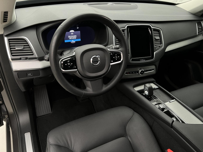 Volvo XC90 B5 AWD CORE 7MÍSTNÁ AUT  CZ