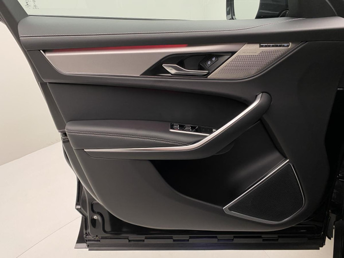 Jaguar F-Pace D200 R-DYNAMIC SE AWD AUT 2.0 d Dynamic SE