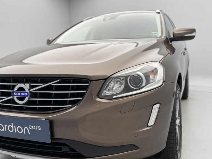 Volvo XC60 D4 AWD SUMMUM AUT 2.4 d Summum