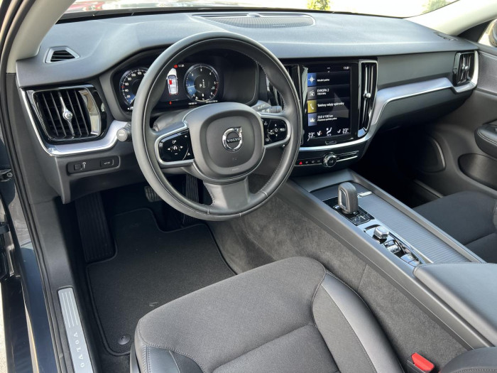 Volvo V60 B4 MOMENTUM Aut 1.maj. 2.0 Momentum