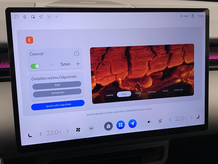Lynk & Co 02 MORE předváděcí vůz