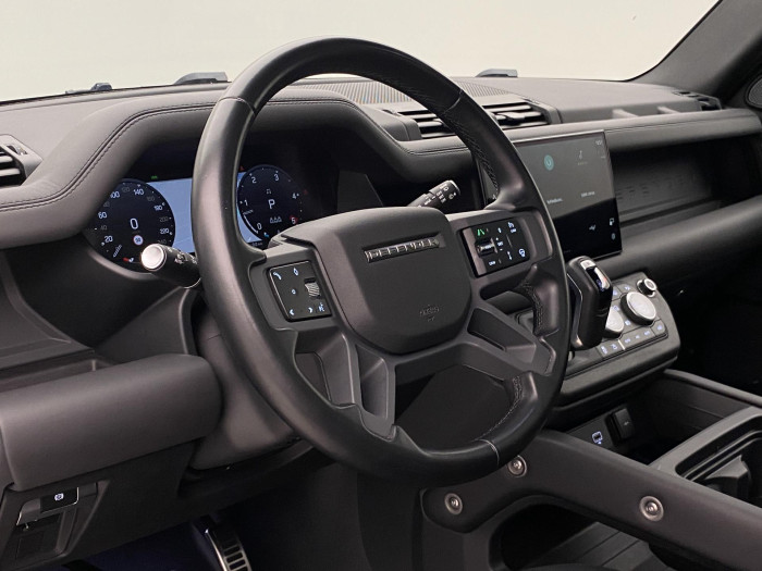 Land Rover Defender 110 D300 X-DYNAMIC HSE AWD AUT 3.0 d Dynamic