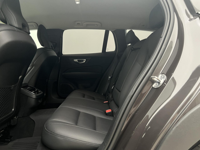 Volvo V60 CC B5 AWD PLUS BRIGHT AUT