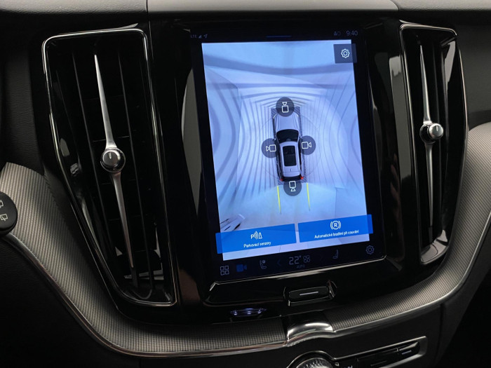 Volvo XC60 T6 AWD PLUS RECHARGE AUT 1.maj
