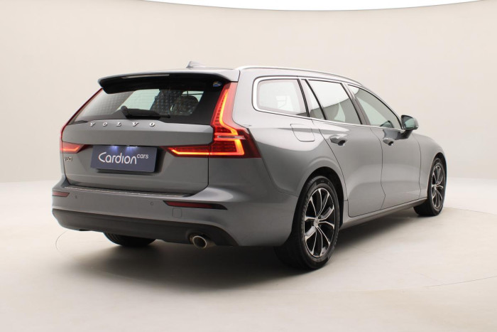 Volvo V60 D3 MOMENTUM NAVIGACE REZERVACE 2.0 d Momentum