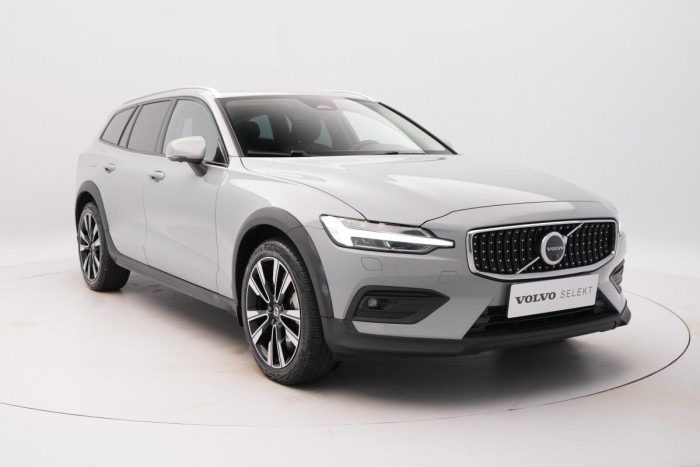 Volvo V60 CC B5 AWD PLUS BRIGHT 1.maj