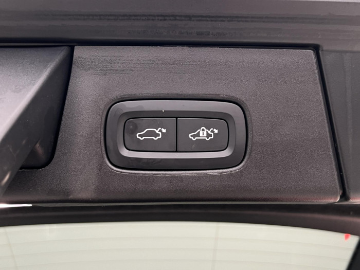 Volvo V90 T6 AWD RECHARGE PLUS DARK AUT