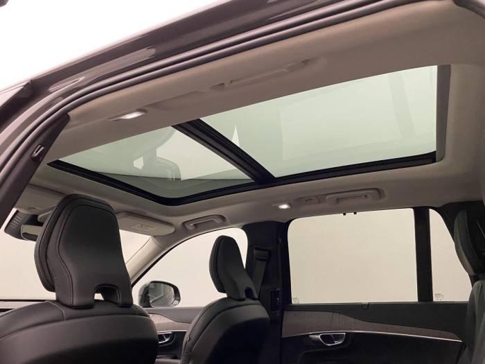 Volvo XC90 B6 AWD ULTIMATE DARK AUT CZ