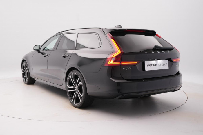 Volvo V90 B5 ULTIMATE DARK AUT 1.maj