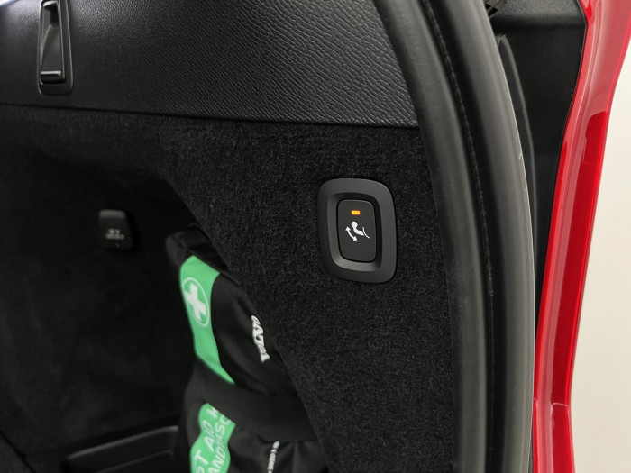 Volvo XC90 T8 AWD RECHARGE CORE 7MÍST AUT