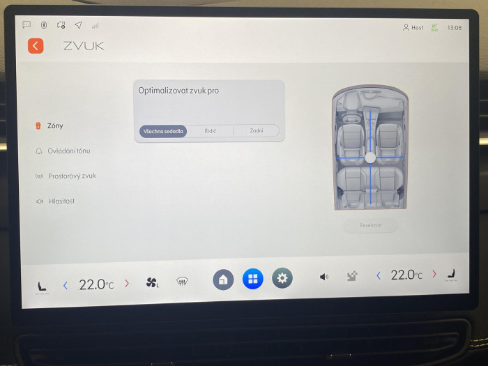 Lynk & Co 01 01 MORE PHEV DEMO
