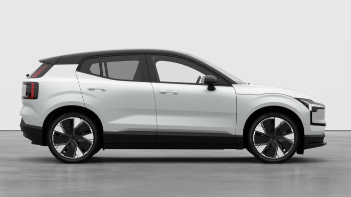 Volvo EX30 PURE ELECTRIC TWIN MOTOR ULTRA