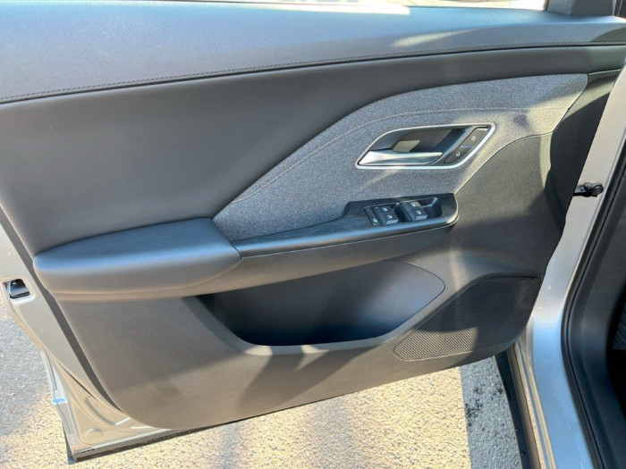 MG ZS HYBRID+ ESSENTIAL