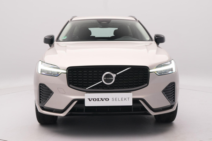 Volvo XC60 B4 AWD PLUS DARK AUT CZ 1.maj
