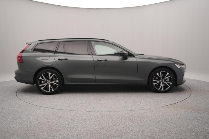 Volvo V60 B4 AUT DARK PLUS