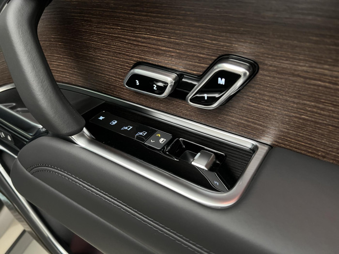 Land Rover Range Rover D350 AUTOBIOGRAPHY SWB AWD Aut 3.0 d