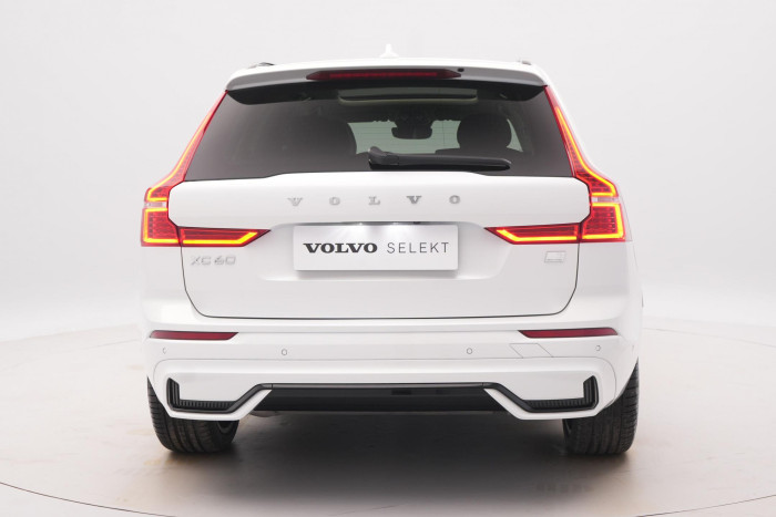 Volvo XC60 T6 RECHARGE AWD PLUS