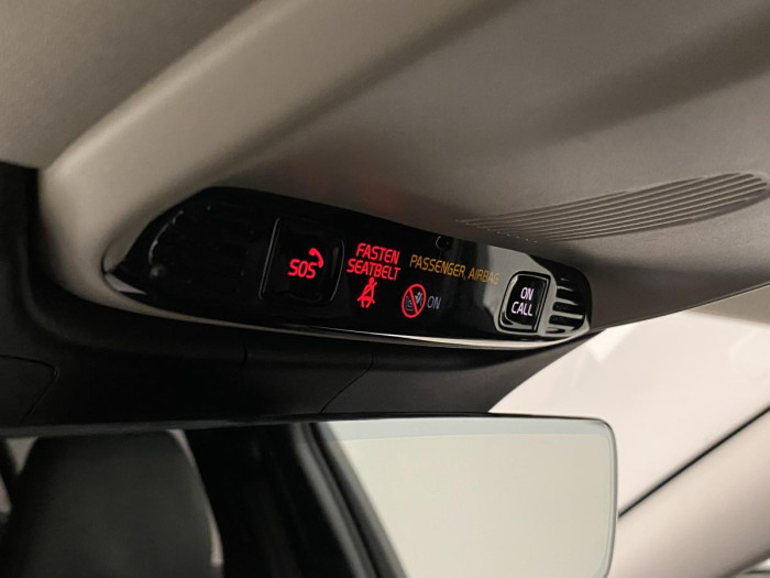 Volvo V60 D3 MOMENTUM AUT REZERVACE 2.0 d Momentum