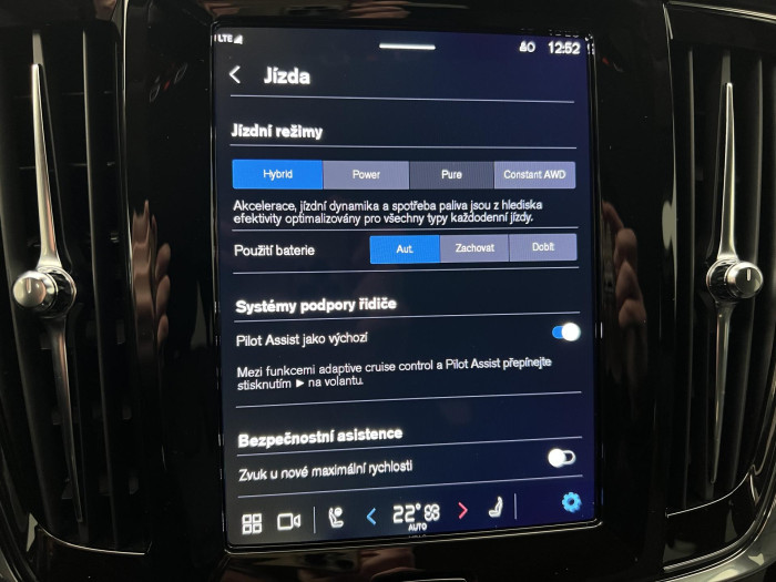 Volvo V90 T6 AWD RECHARGE PLUS DARK AUT