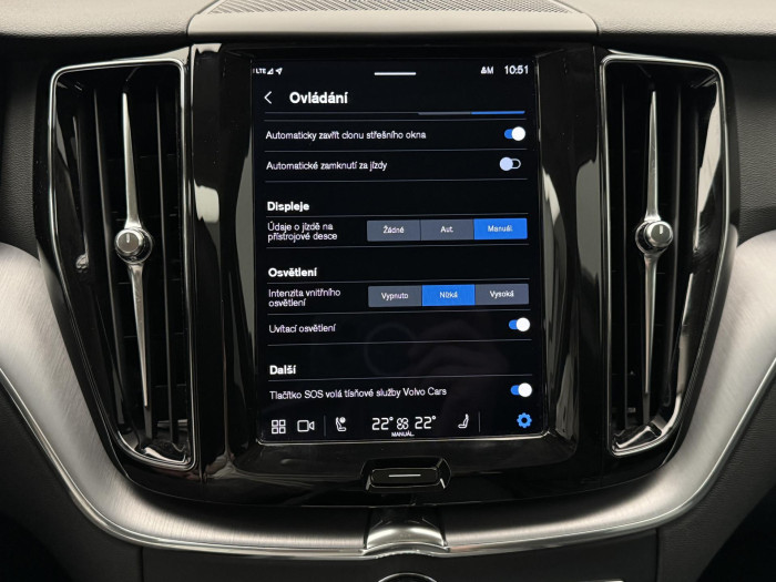 Volvo XC60 B4 AWD MOMENTUM PRO CZ 2.0 Momentum