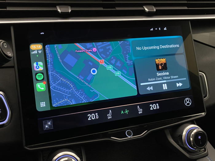 Lynk & Co 01 HEV DCT AUT 1.maj