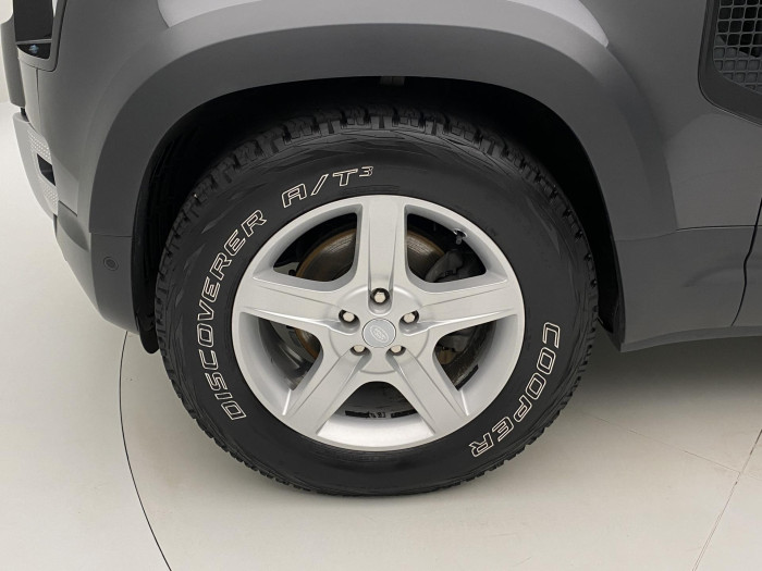 Land Rover Defender 110 D250 SE AWD AUT REZERVACE 3.0 d SE