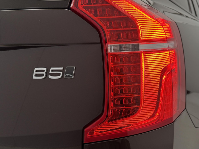 Volvo XC90 B5 AWD R-Design 7Míst 1.maj CZ