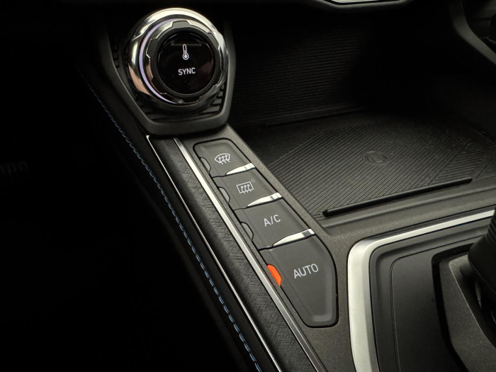 Lynk & Co 01 PHEV DCT AUT REZERVACE