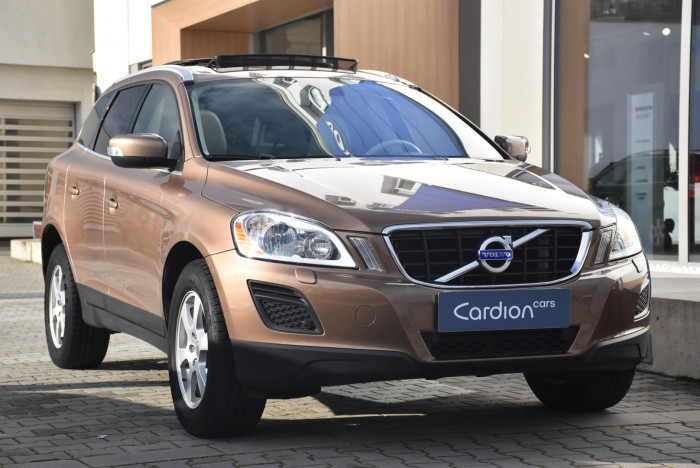 Volvo XC60 3.2 AWD MOMENTUM AUT 3.2 Momentum