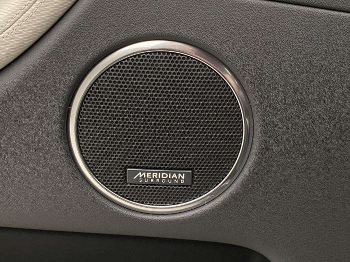 Land Rover Discovery Sport D200 DYNAMIC SE AWD REZERVACE 2.0 d Dynamic SE