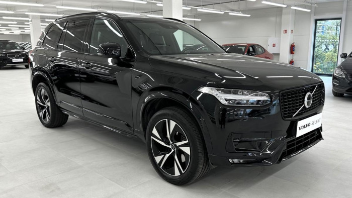 Volvo XC90 B5 AWD R-DESIGN AUT REZERVACE