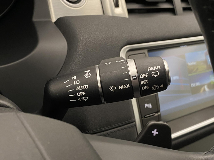 Land Rover Range Rover Evoque 2.0 TD4 AWD AUT REZERVACE 2.0 TD