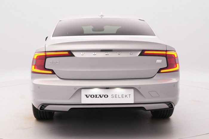 Volvo S90 T8 AWD RECHARGE ULTIMATE 1.maj