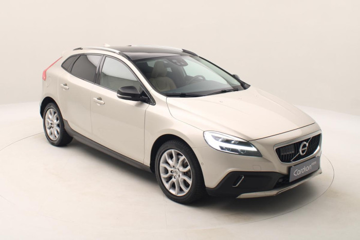 Volvo V40 CC T3 INSCRIPTION REZERVACE 1.5 CC CC