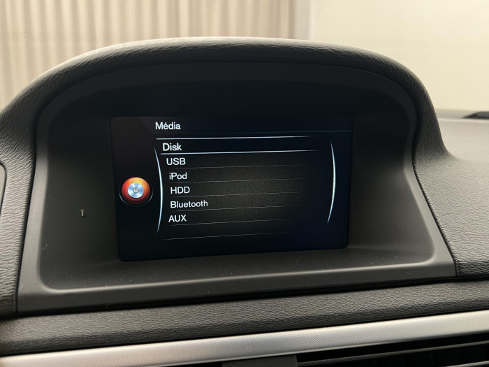 Volvo XC70 D4 AWD NAVIGACE AUT CZ 2.4 d