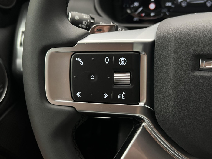 Land Rover Discovery D250 DYNAMIC SE AWD Aut 3.0 d Dynamic SE