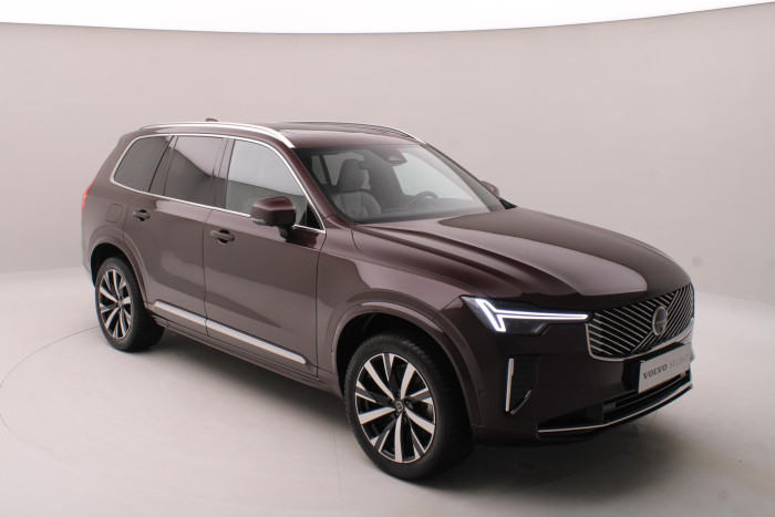 Volvo XC90 T8 AWD RECHARGE REZERVACE