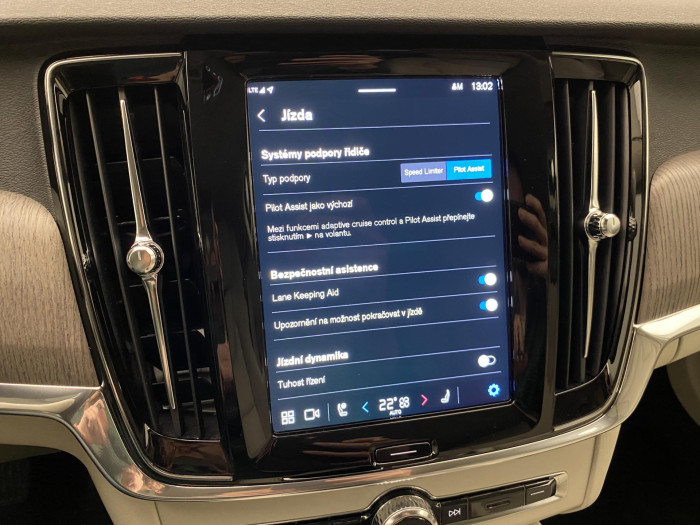 Volvo V90 B4 AWD CORE AUT CZ