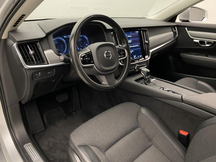 Volvo V90 D4 AWD MOMENTUM AUT 2.0 d Momentum