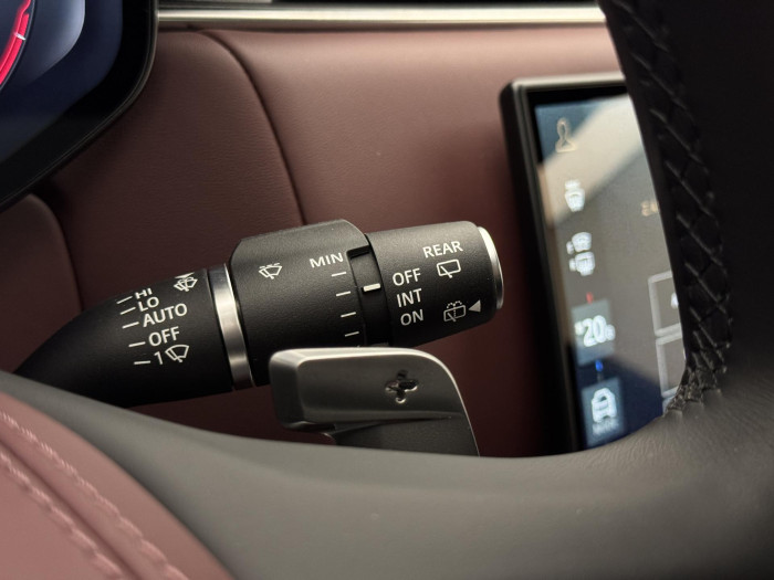 Land Rover Range Rover P530 AUTOBIOGRAPHY REZERVACE