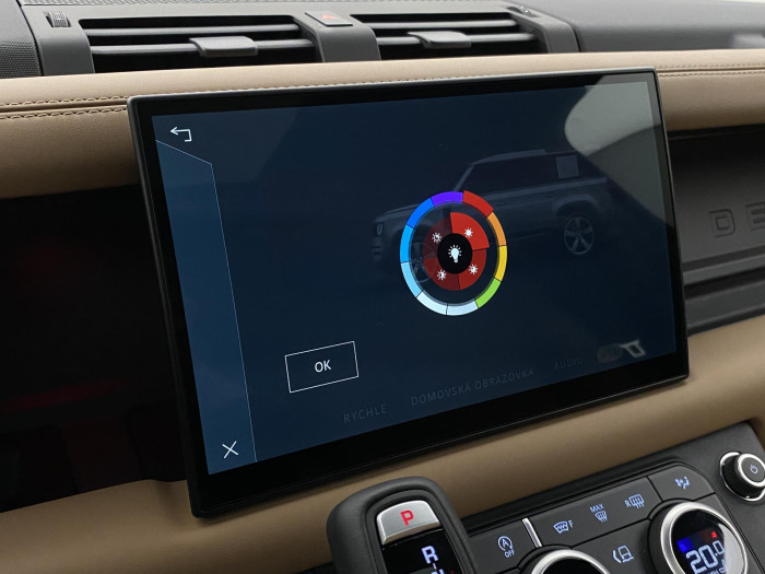 Land Rover Defender 110 D300 X-D HSE REZERVACE 3.0 d d