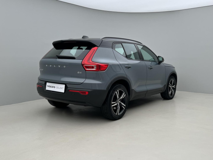 Volvo XC40 B4 R-DESIGN Aut 1.maj.