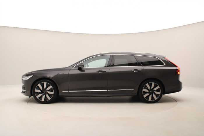 Volvo V90 T6 AWD PLUS BRIGHT REZERVACE
