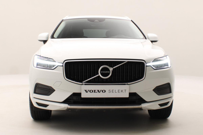 Volvo XC60 B5 AWD MOMENTUM - REZERVACE 2.0 Momentum