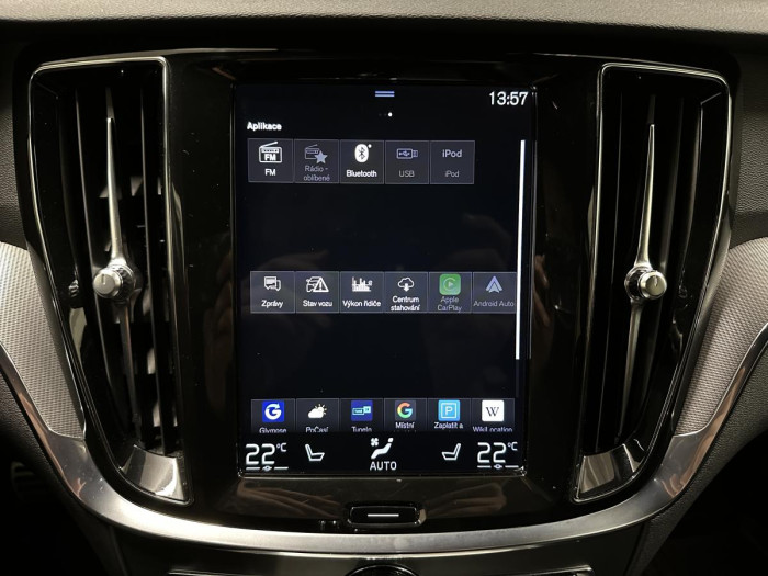 Volvo V60 D3 R-DESIGN AUT REZERVACE 2.0 d